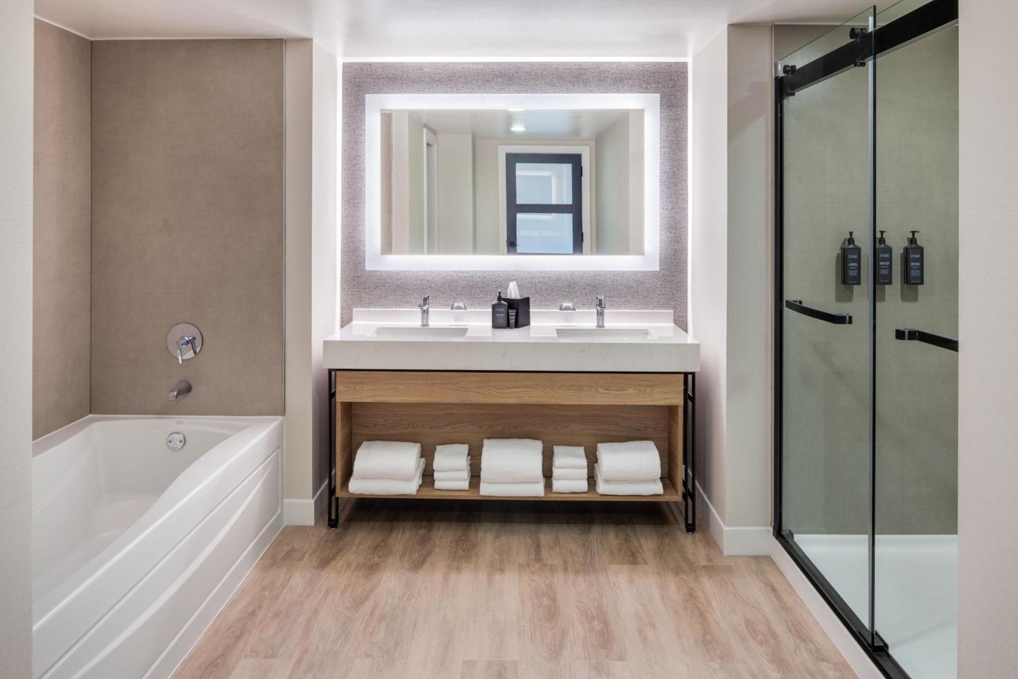 Sheraton Stonebriar 4*