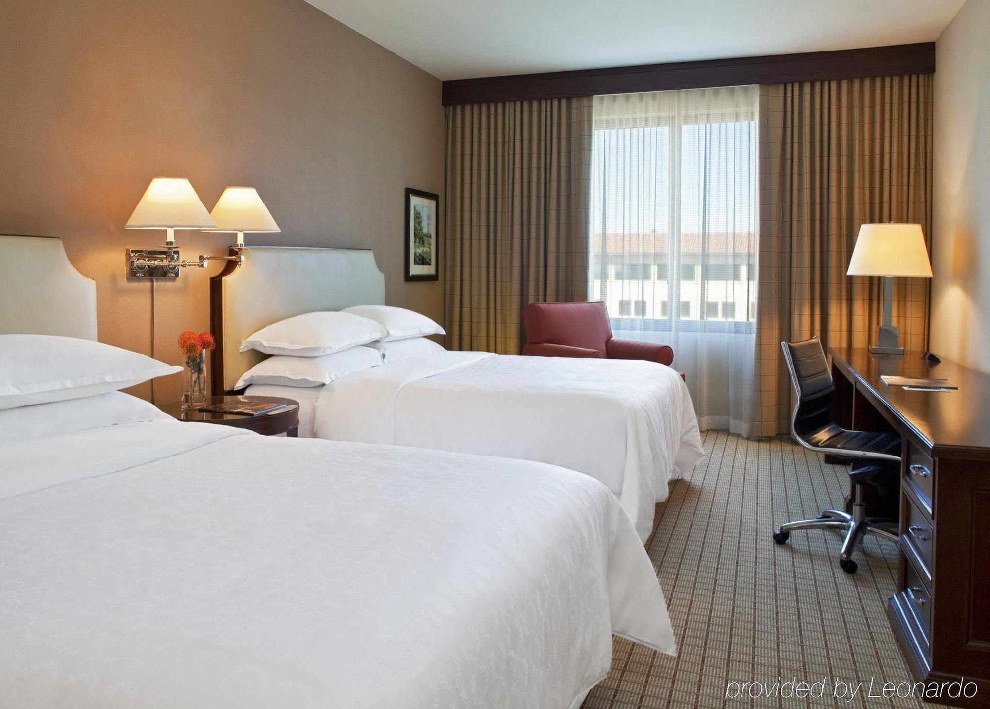 Hotel Sheraton Stonebriar 4*