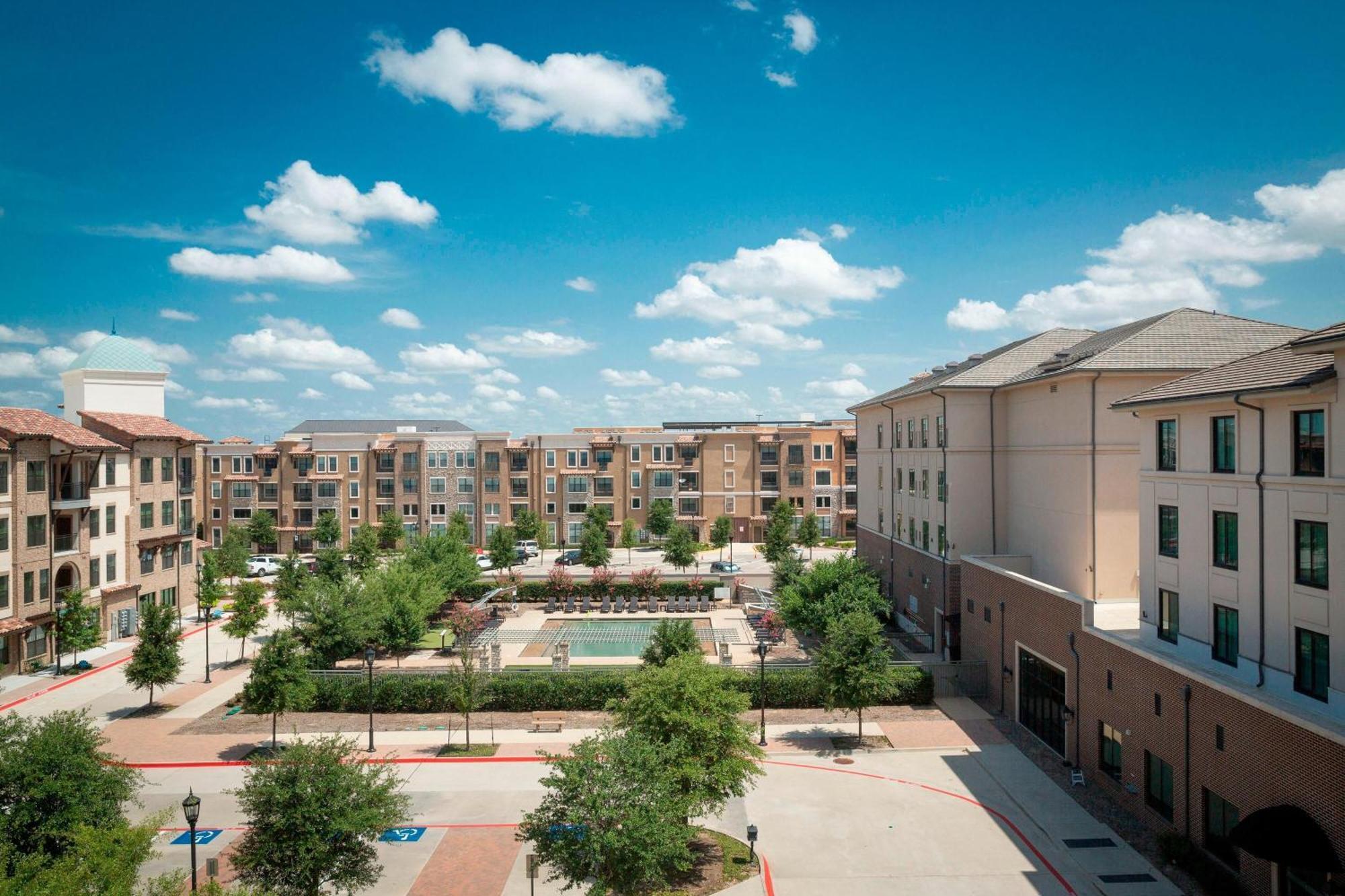 Sheraton Stonebriar Hotel