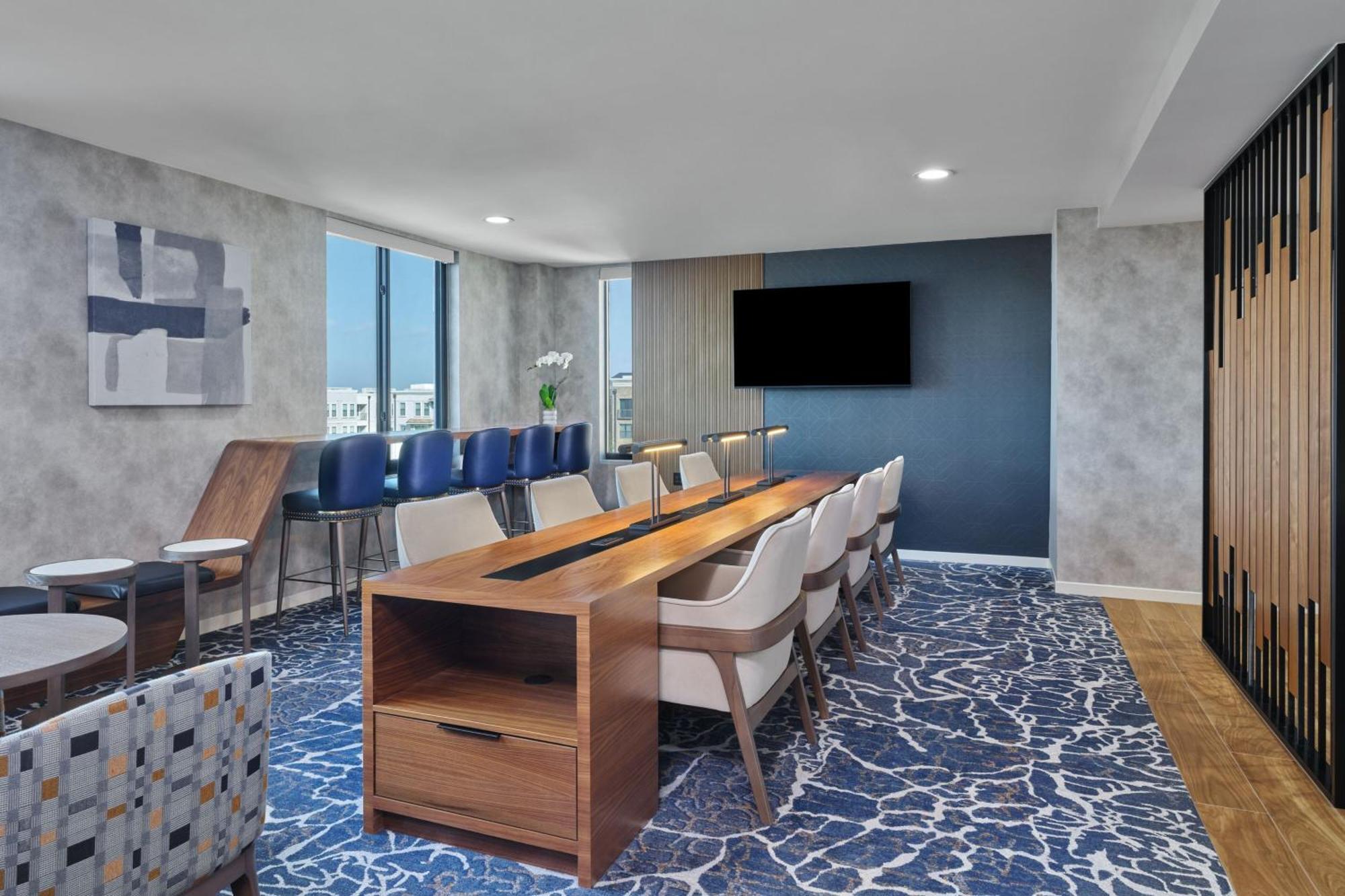 Sheraton Stonebriar Hotel 4*