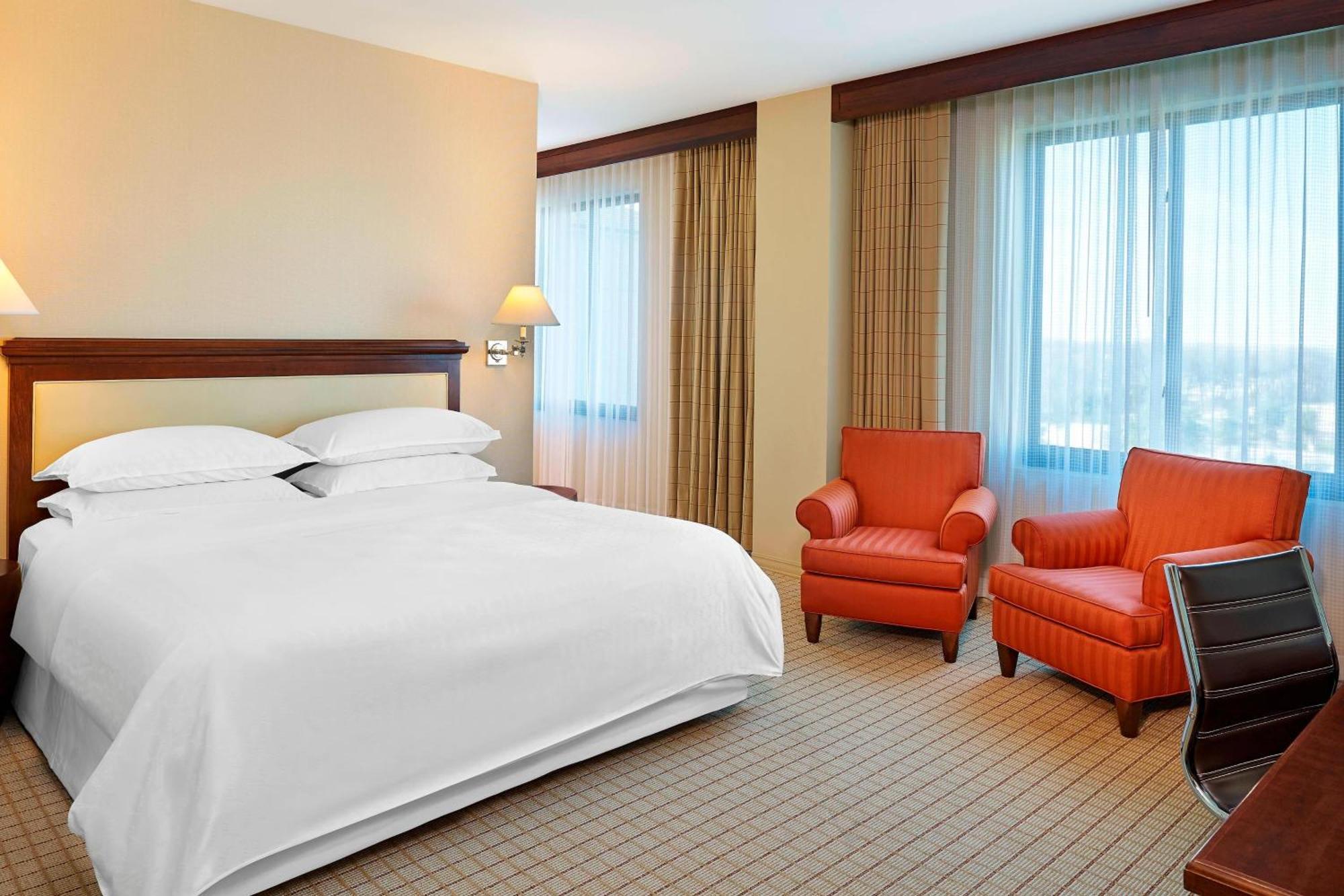 Sheraton Stonebriar 4*